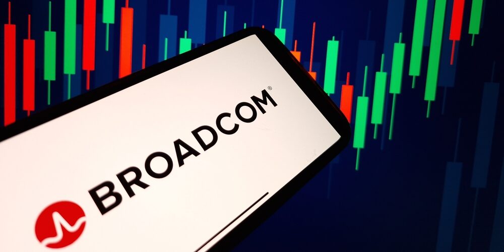 Why Broadcom NASDAQ:AVGO Stock a Buy After 220% AI Revenue Surge in 2024?