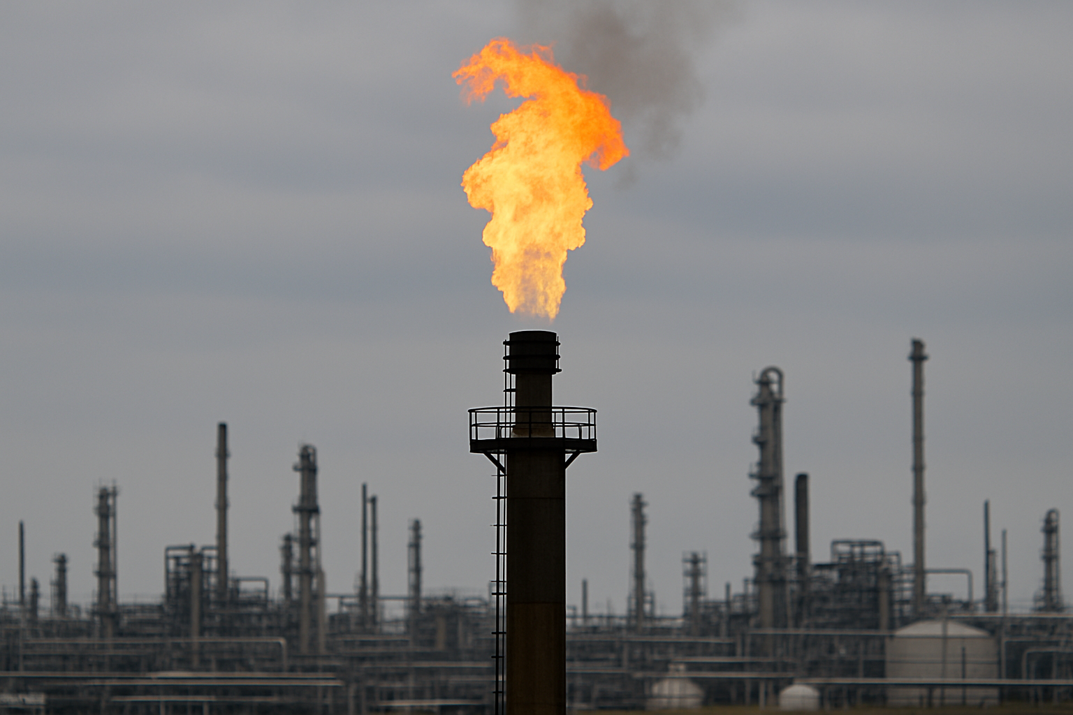 Natural Gas Nears Critical Support at $2.96 as Futures Close at $3.75
