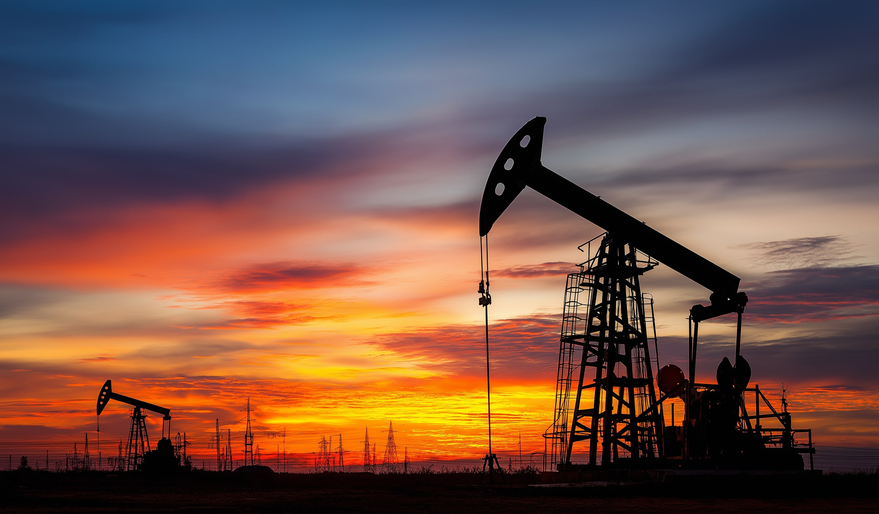 Oil Price Forecast - WTI and Brent Hold Ground as OPEC+ Discipline Meets U.S. Output Surge