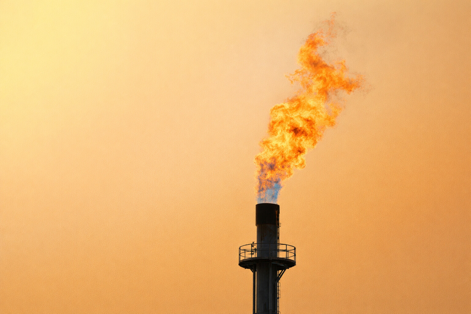 Natural Gas Price Forecast: NG=F Trades Around $3.10 as Record Supply Threaten The $3.00 Floor