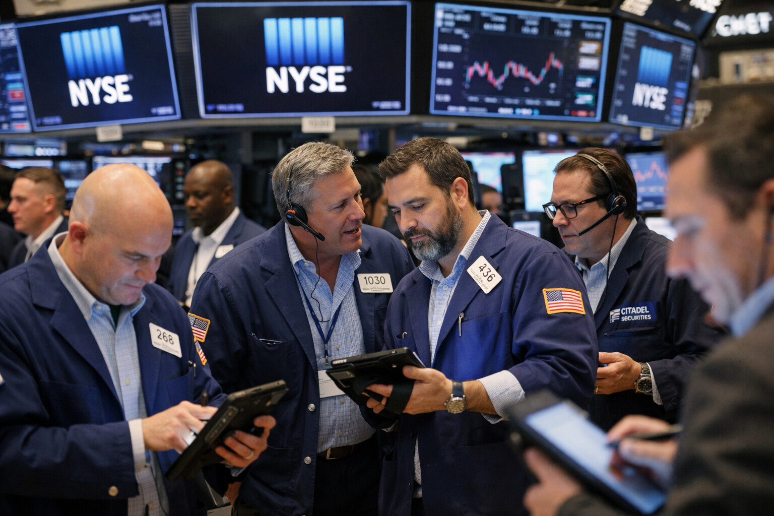 Stock Market Today: S&P 500, Nasdaq and Dow Futures Climb as META Rallies and Gold Breaks Above $5,500