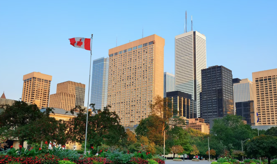 Bank of Canada Raises Overnight Rate to a 22-Year High Amid Economic Resilience and Persistent Inflation